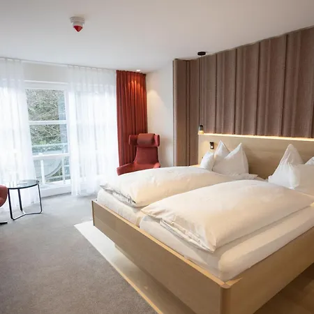 Romantikhotel Platte אטנדורן