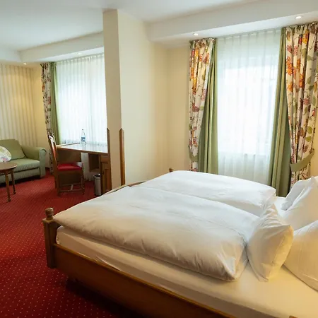 Romantikhotel Platte 4* אטנדורן